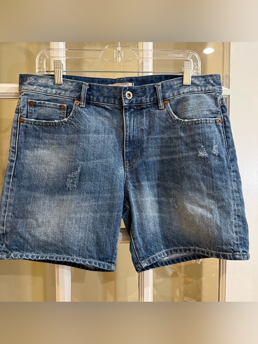 Uniqlo High Rise Denim Shorts Slightly Distressed Size 29